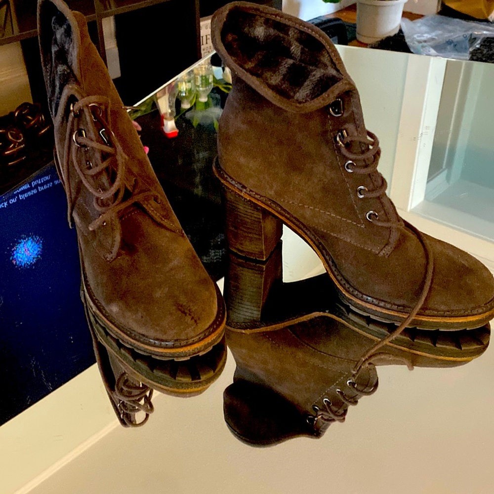 Casual Boots